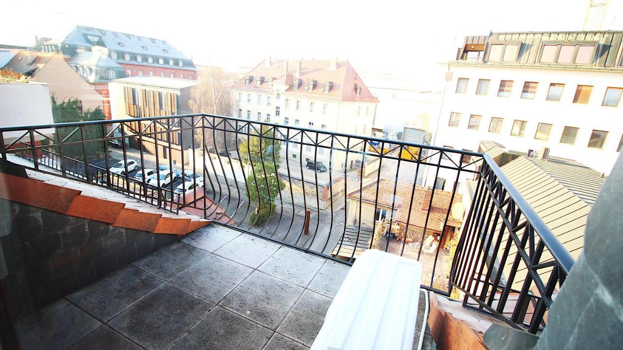 Idyllic Setting In Center - Bright & Modern Apartamento Wurzburgo Exterior foto