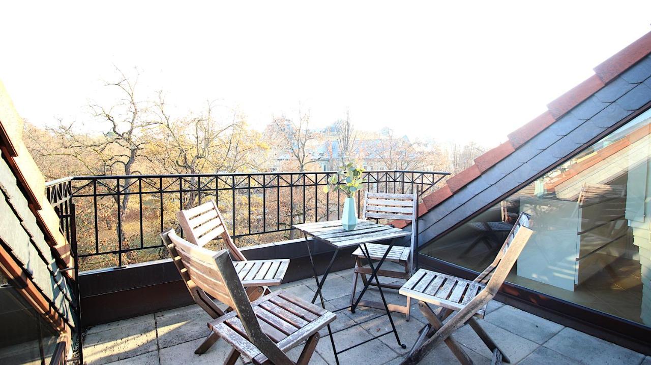 Idyllic Setting In Center - Bright & Modern Apartamento Wurzburgo Exterior foto