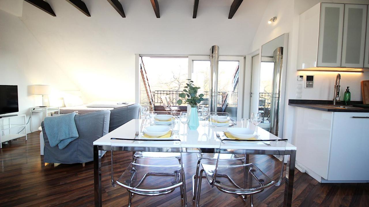 Idyllic Setting In Center - Bright & Modern Apartamento Wurzburgo Exterior foto